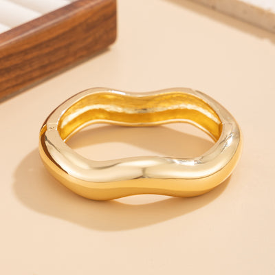 Punk Metal Texture Vertical Pattern Wide Surface Spring Bracelet For Women